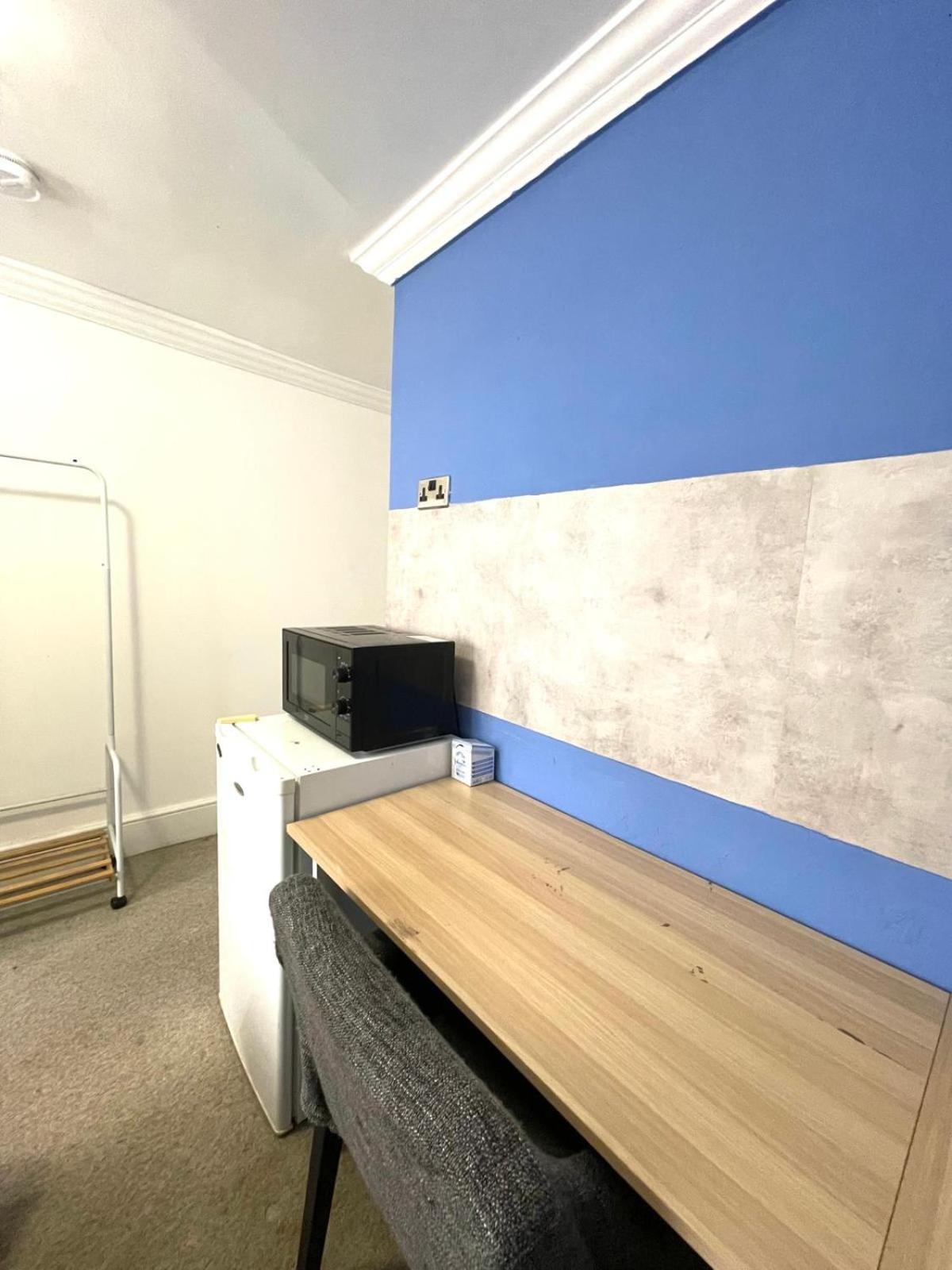 Charring Cross London, Prime Location *