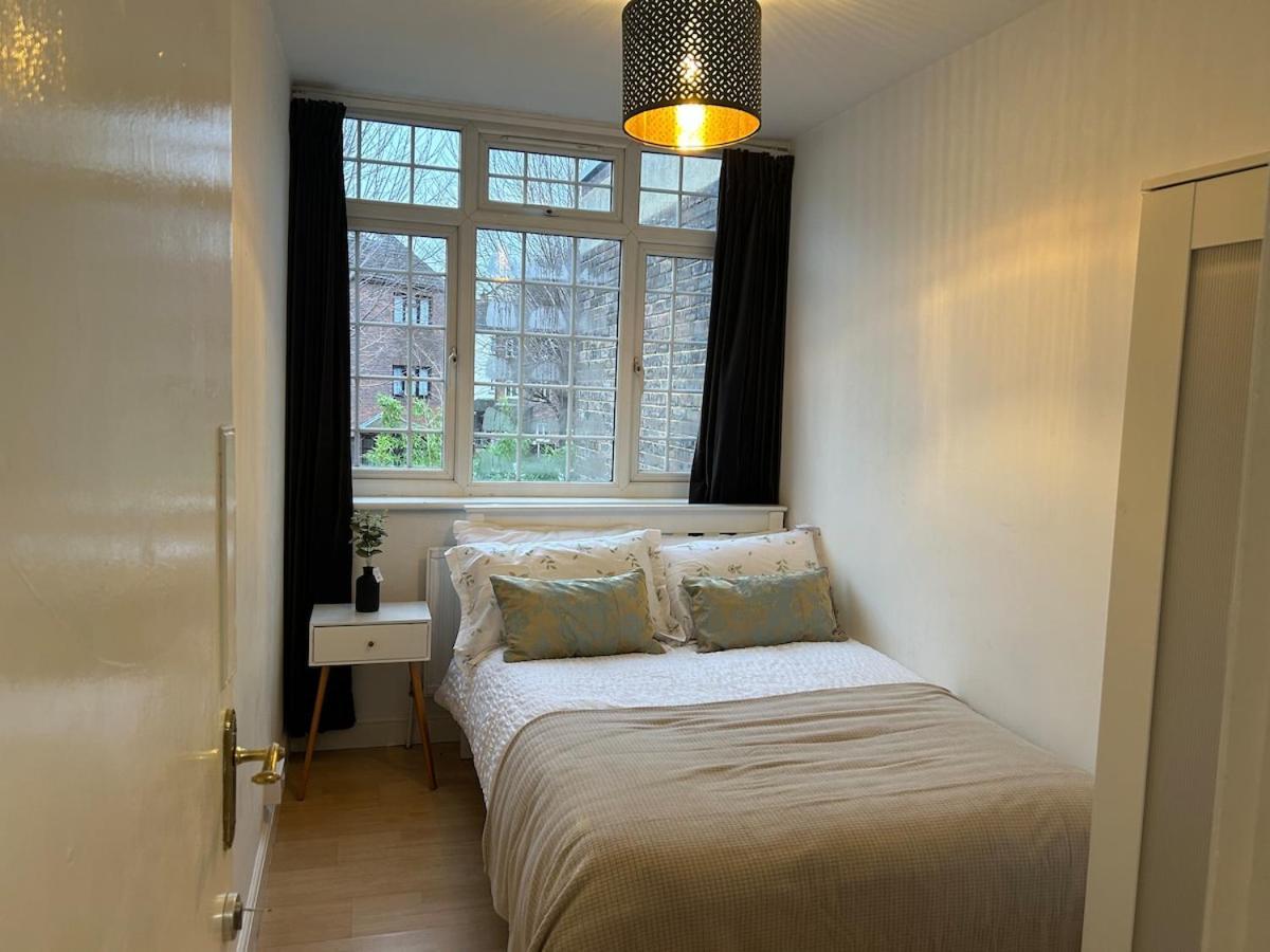 Modern, Elegant & Stylish House Apartamento Londres