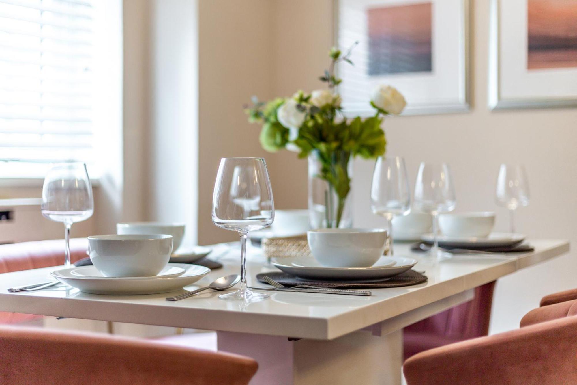 Ultra Luxury 4 Bedroom 3 Bathroom Knightsbridge Next To Harrods Hébergement de vacances