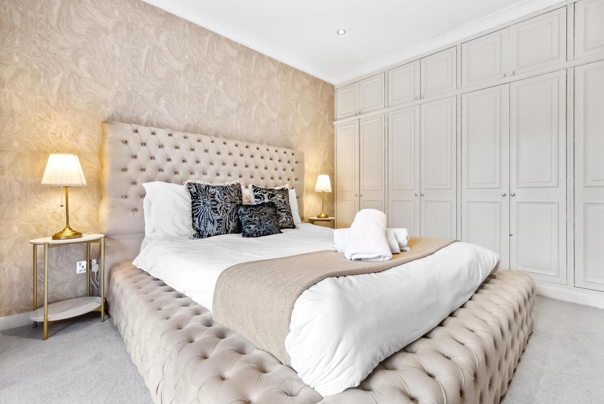 Hébergement de vacances Ultra Luxury 4 Bedroom 3 Bathroom Knightsbridge Next To Harrods