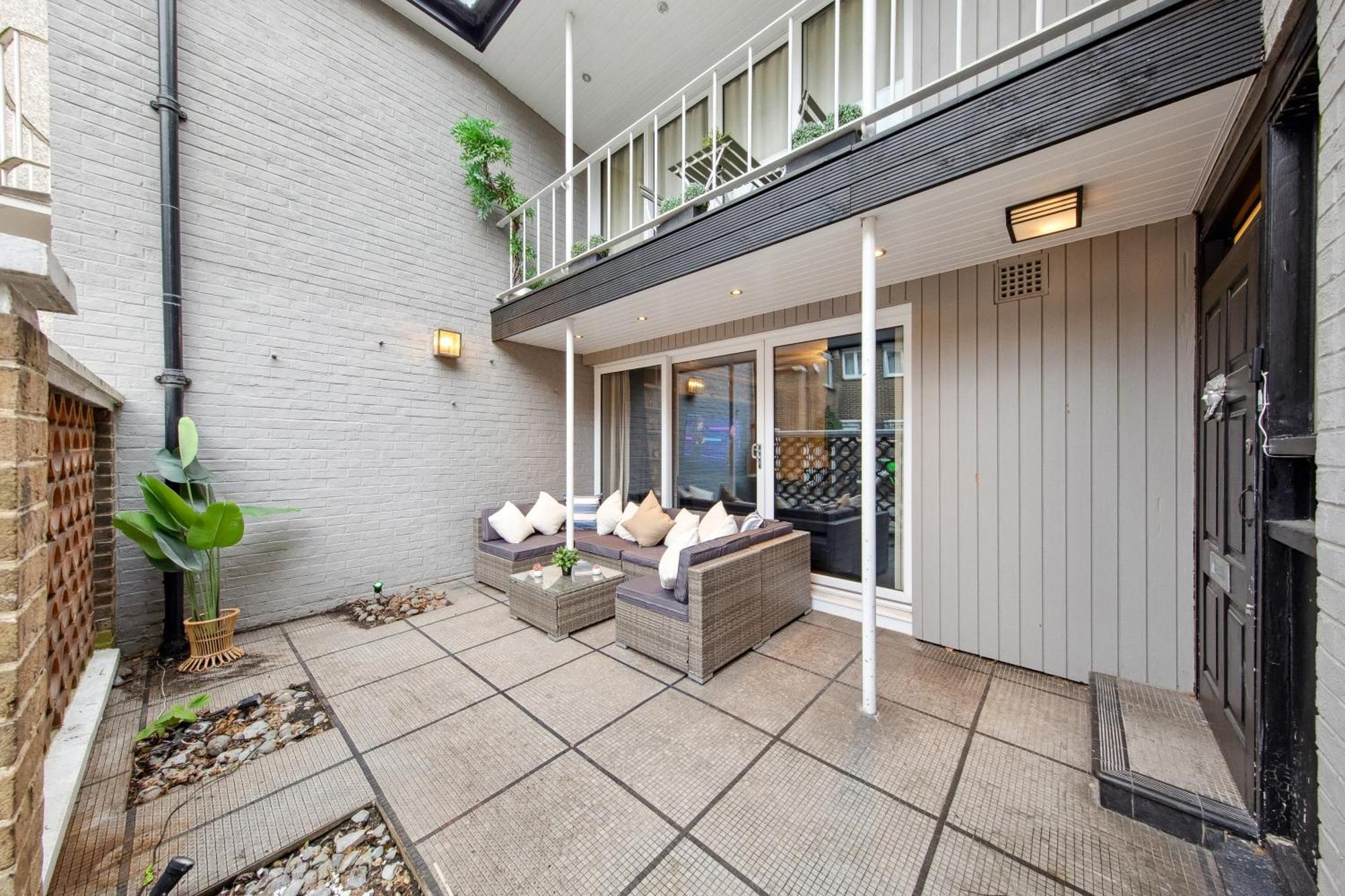 Ultra Luxury 4 Bedroom 3 Bathroom Knightsbridge Next To Harrods Hébergement de vacances Londres