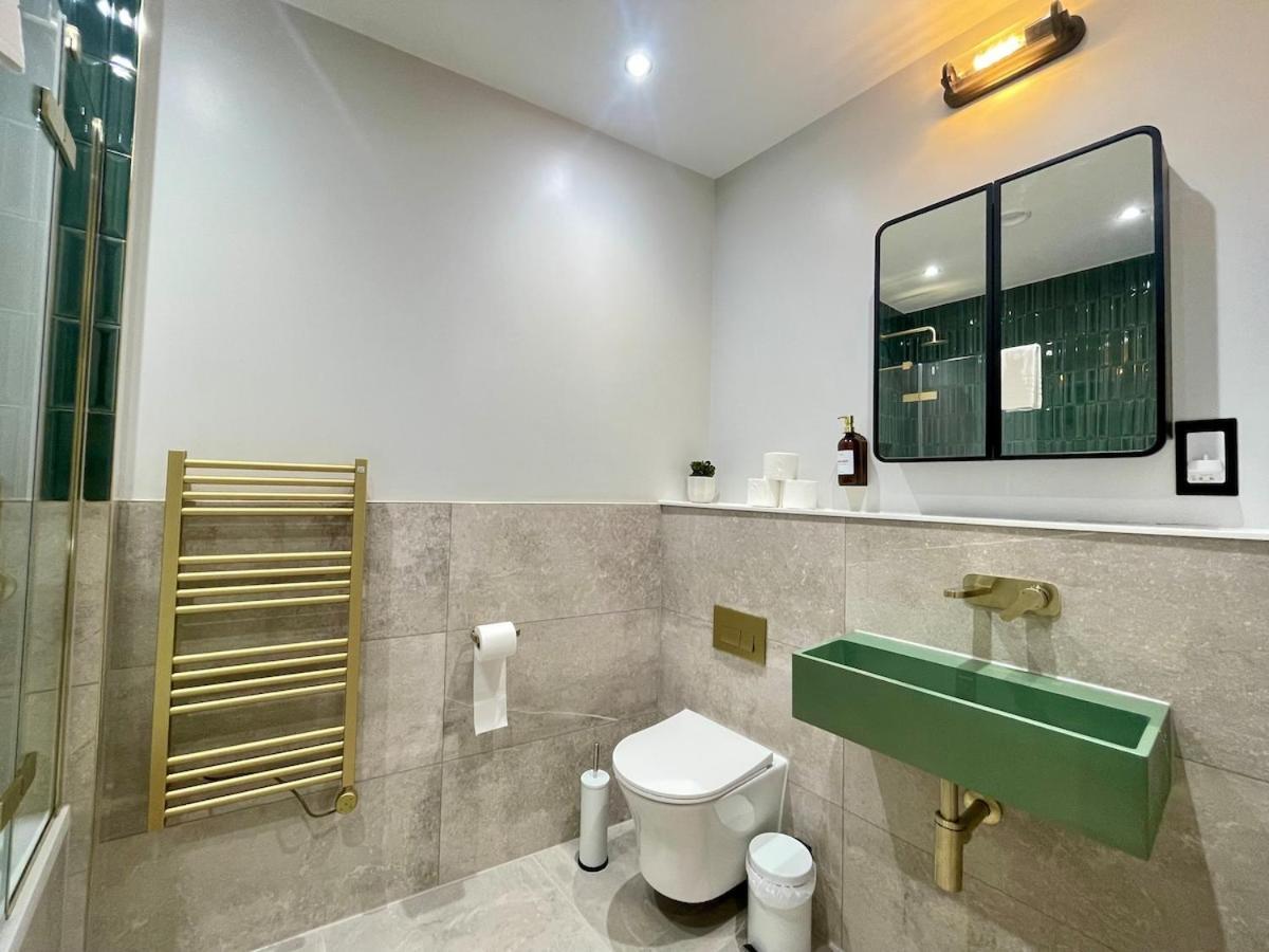 Penthouse Peaceful 2 Bed Fulham West Kensington Apartamento Londres