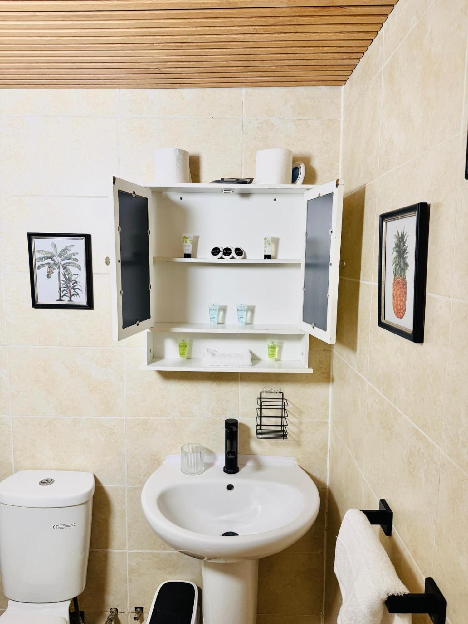 Stylish & Your East Hideaway Appartement