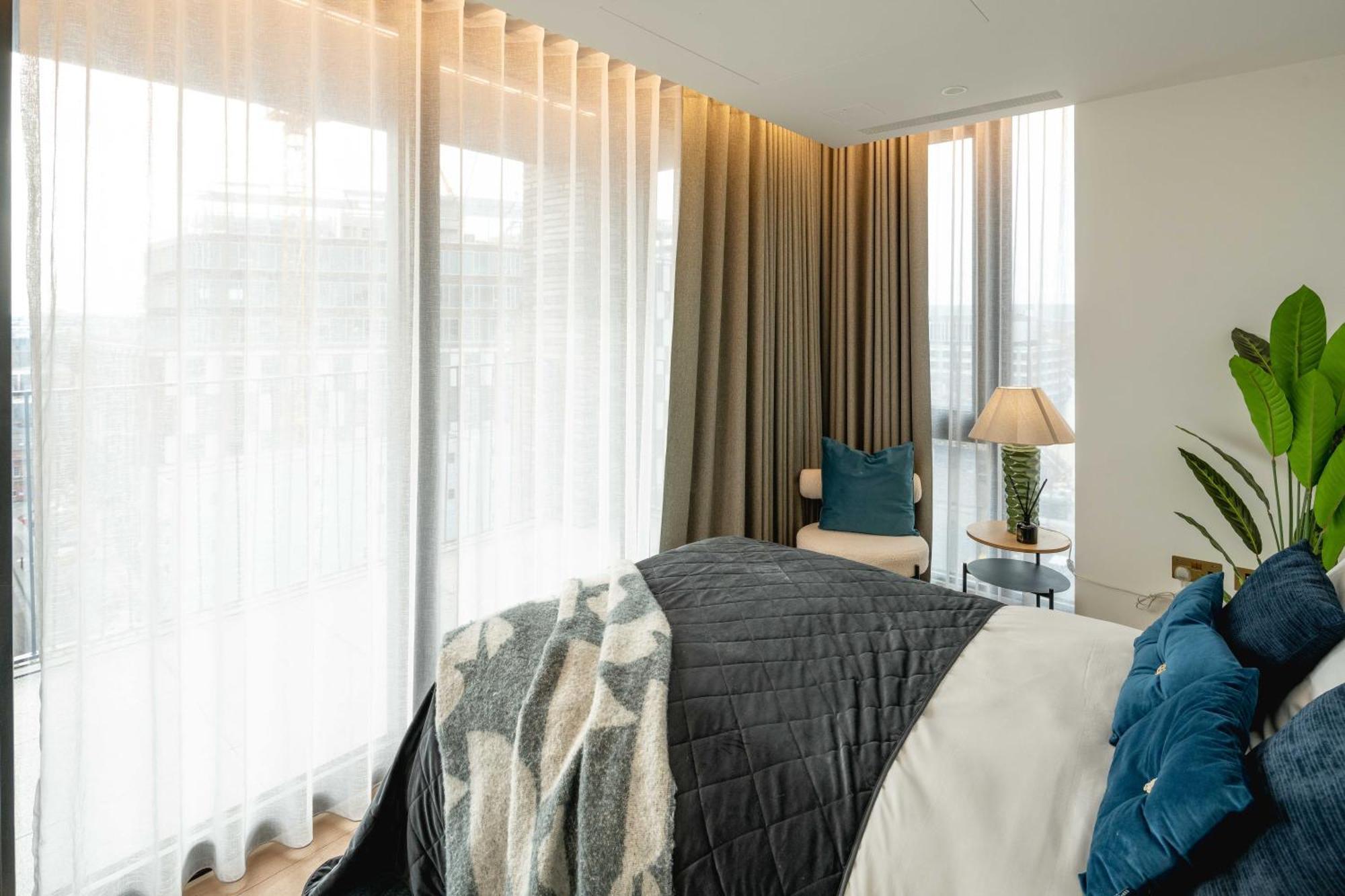 Sunrise View Luxury With Balcony And Elevator Appartement Londres
