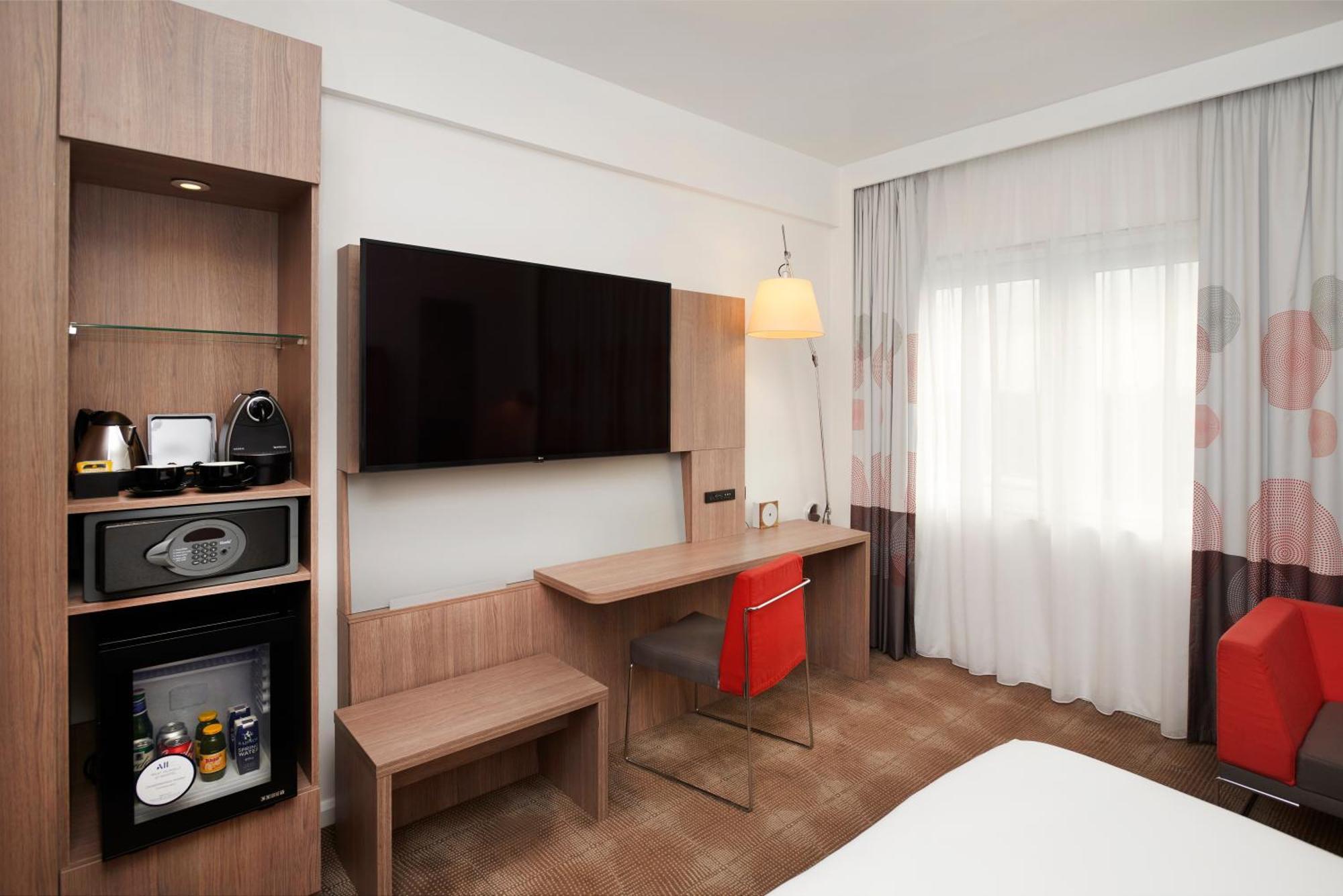 Novotel West Hotel