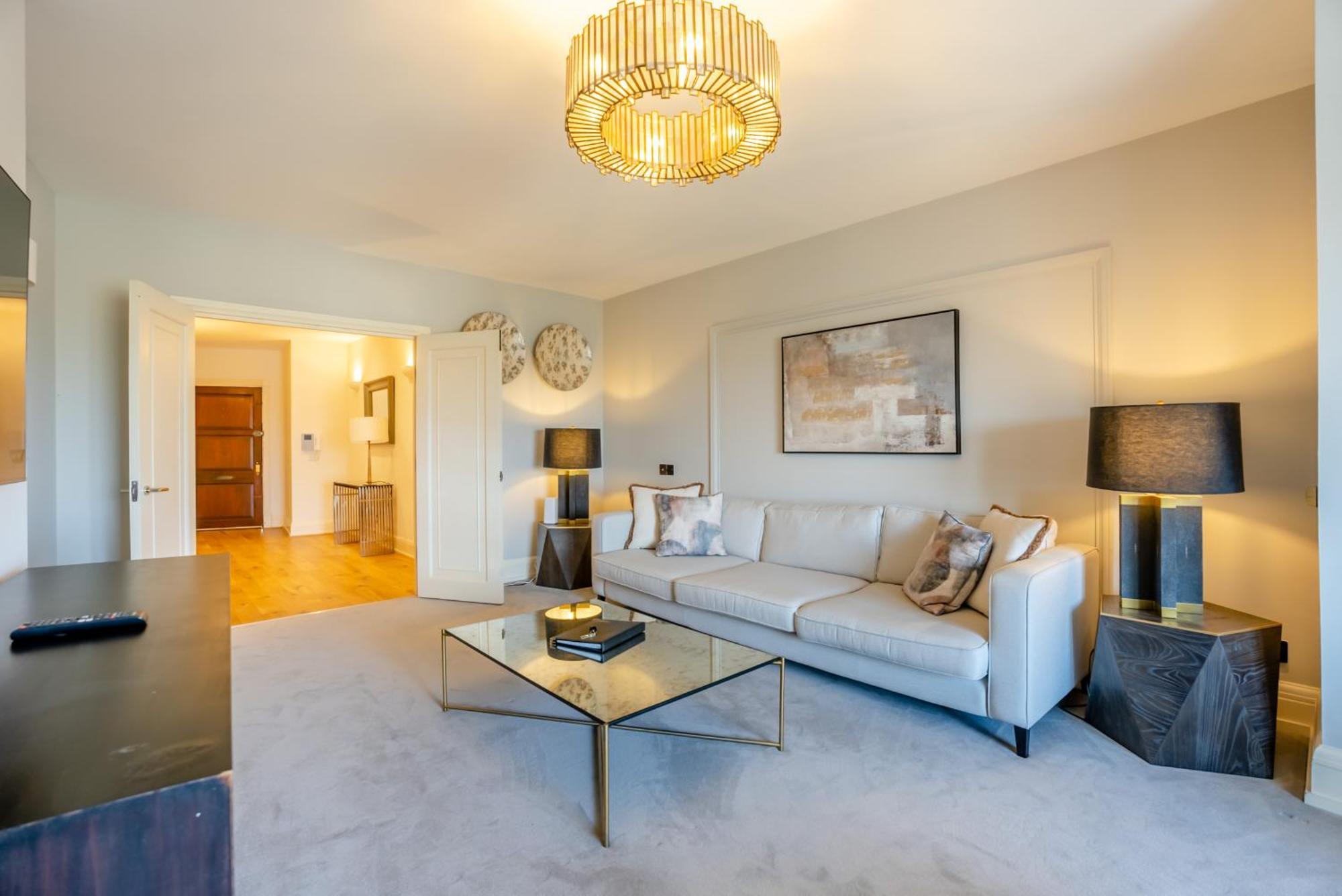 Strathmore Court London