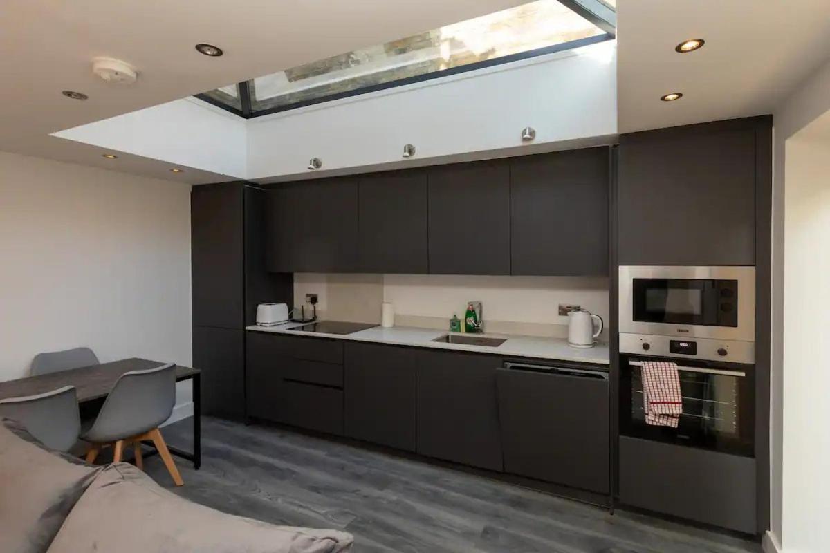 Stylish 2-bed Flat In The Heart Of West Hampstead Apartamento Londres