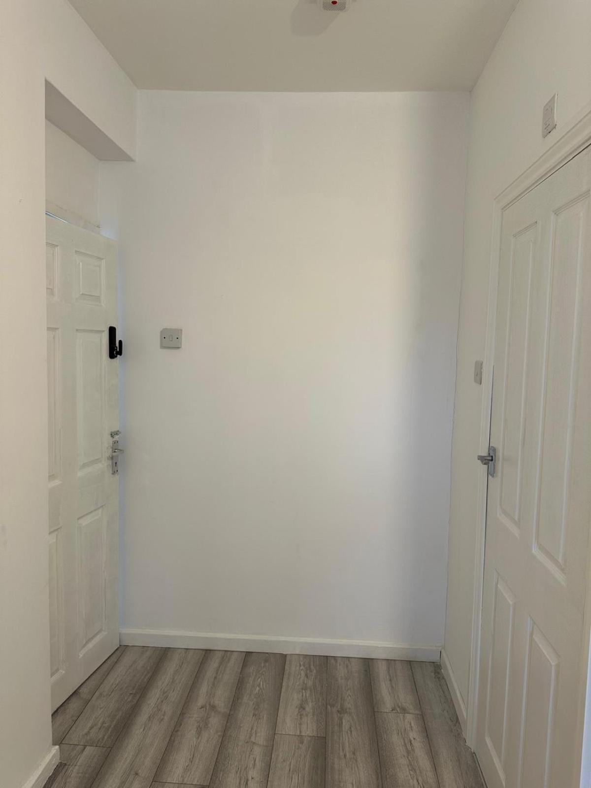 Beautiful 1 Private Bedroom In A Shared 3-bedroom Minutes Walk From Bethnal Apartamento *