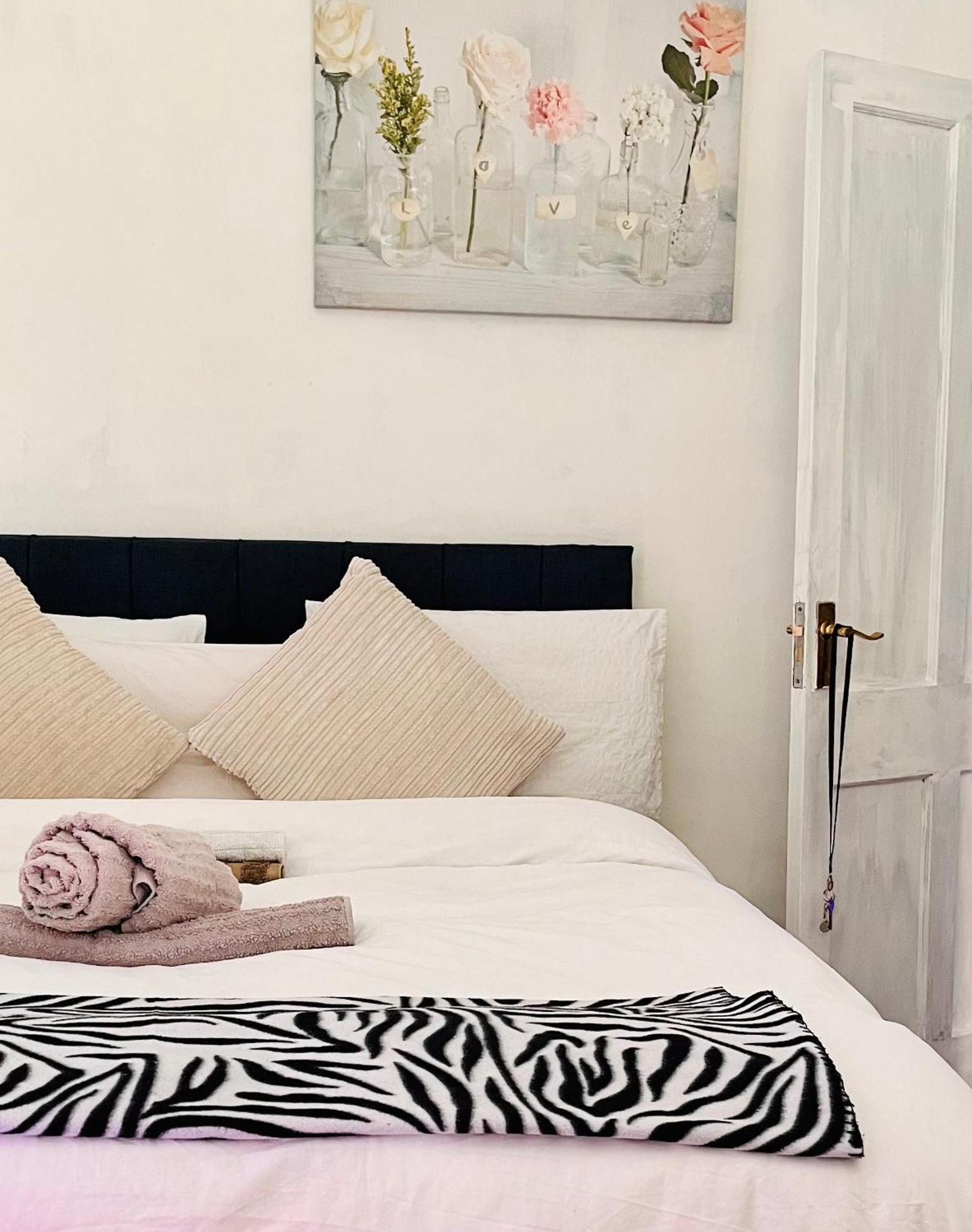 Heartwarming And Vibrant Private In Unit * Londres
