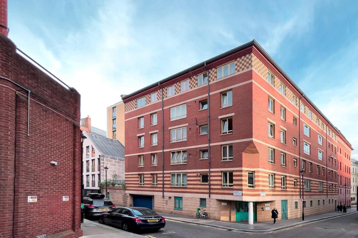 2 Bedrooms In The Heart Of Covent Garden *