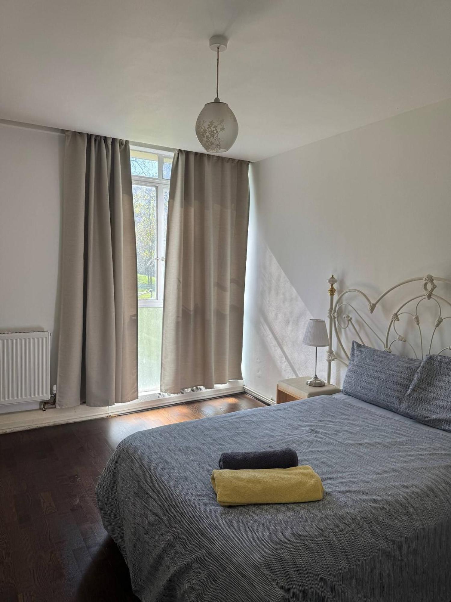 Charming 2 Bed In Appartement