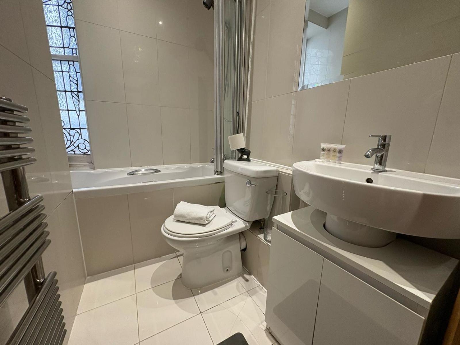 Estatesmen Mount Street Mayfair Flat * Londres