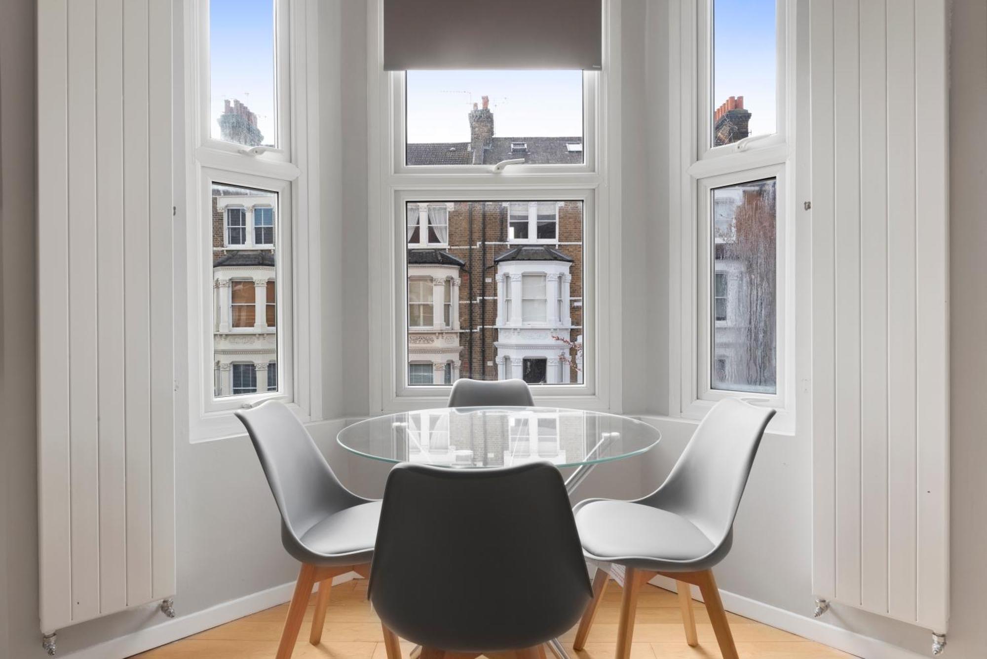 Delux Queens Park 1 Bed Sleeps 4 Ppl Second Floor Apartamento