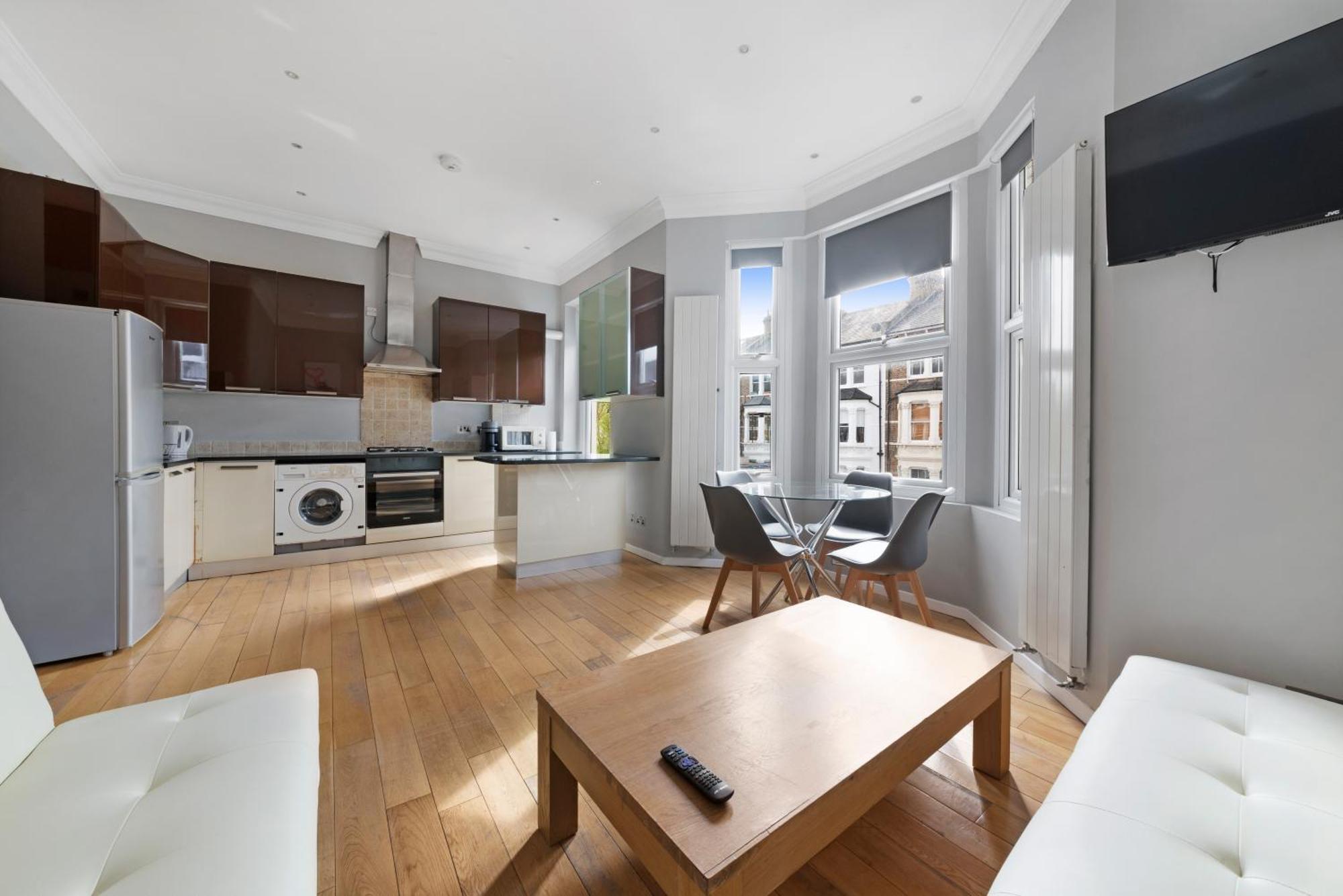 Delux Queens Park 1 Bed Sleeps 4 Ppl Second Floor Apartamento *