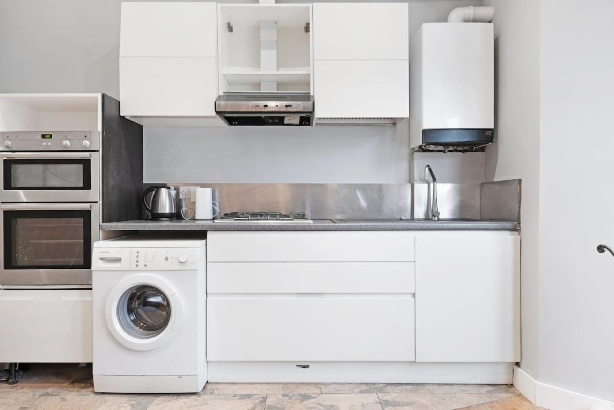 Queens Park 1 Bed Sleeps 4 Ppl Ground Floor Londres