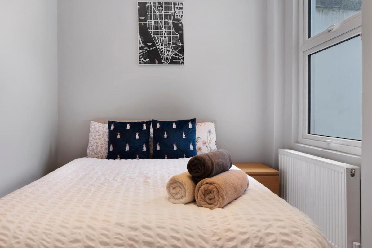 Queens Park 1 Bed Sleeps 4 Ppl Ground Floor Londres