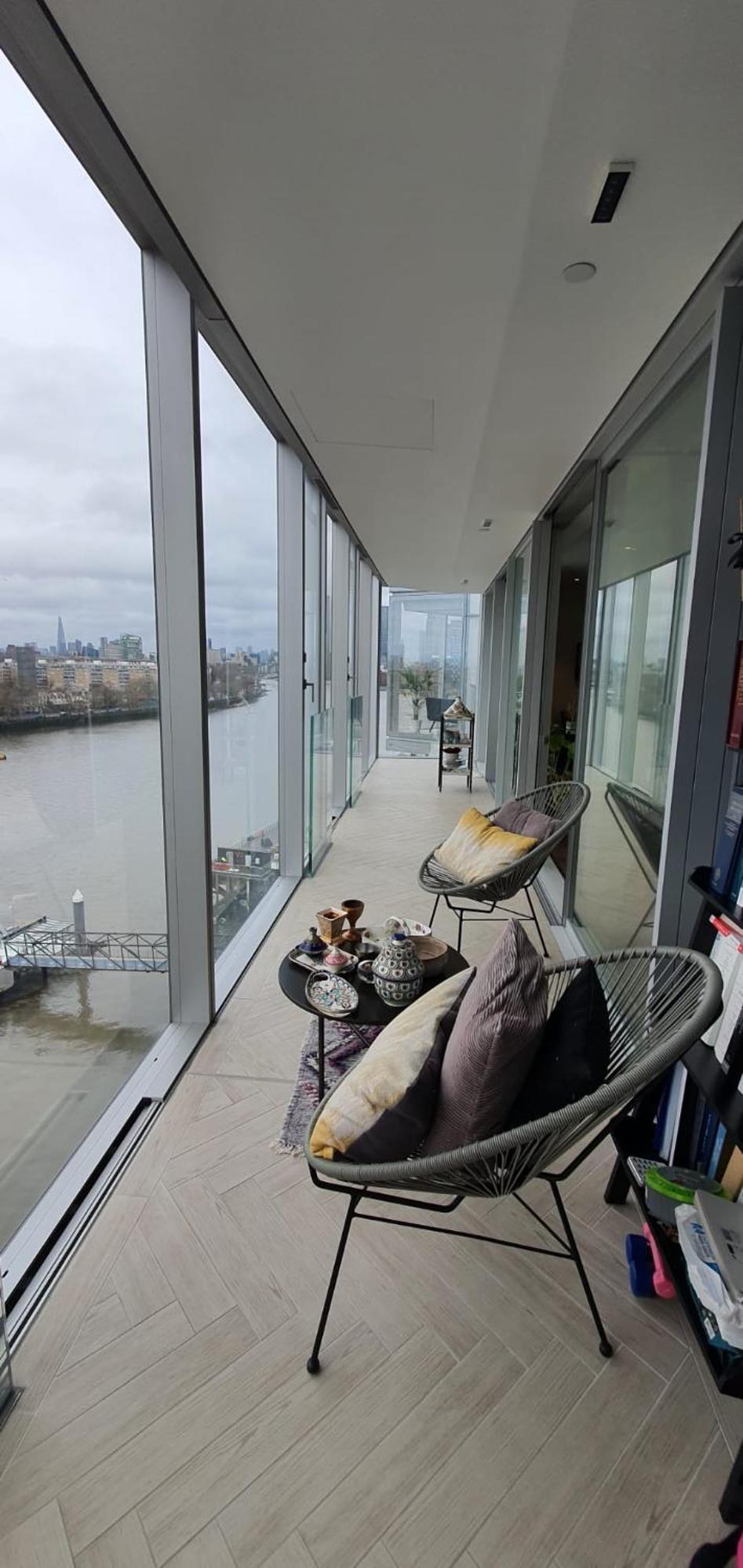 Appartement River Facing Luxury Flat