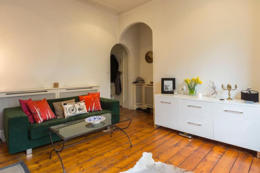 A Stylish Victorian In West Appartement Londres