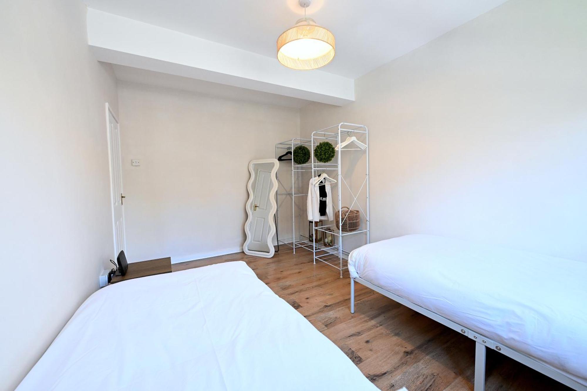 3 Minutes To Tower Of Trendy Shoreditch Recently Refurbished 3 Bedrooms Sleeps 8 Apartamento Londres