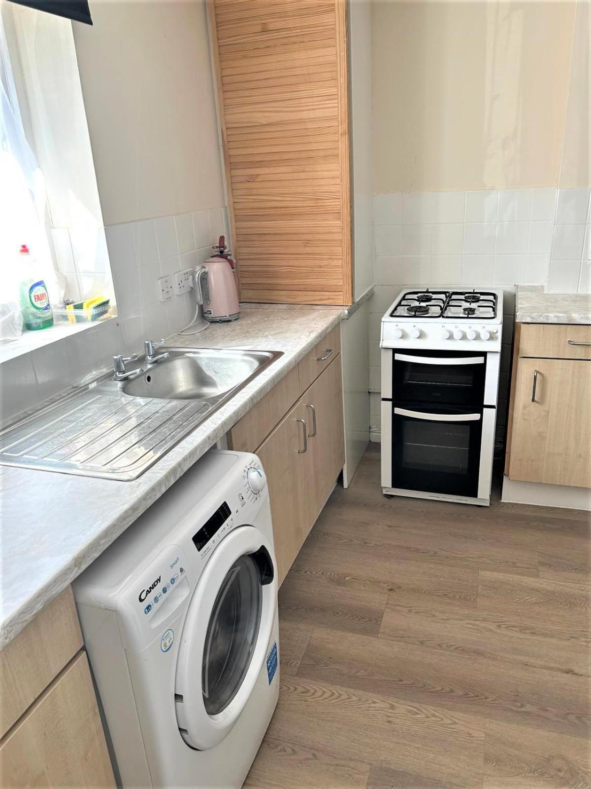 Appartement Zone 2 Lovely 4 Bedroom - 3 Trowbridge Road Londres