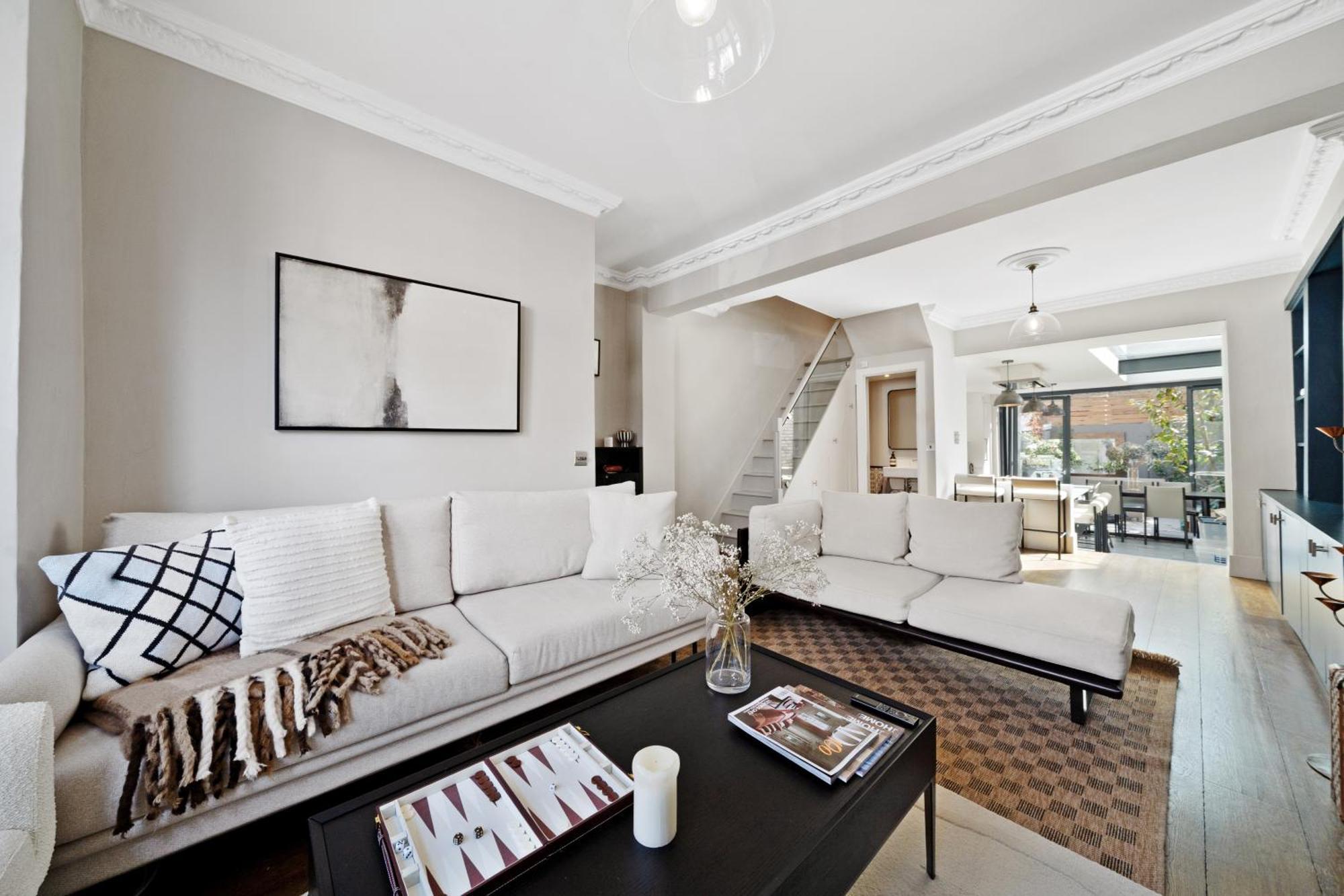 Central 4 Bedroom House With Garden In Battersea Close To Chelsea Ferienhaus London