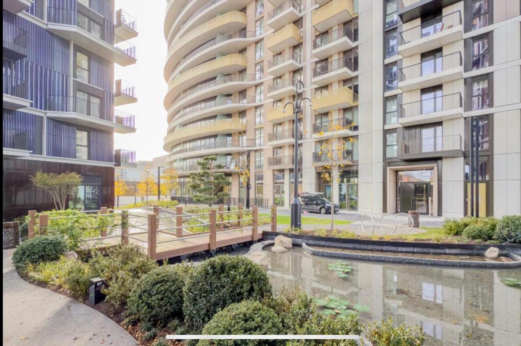 Luxury Modern 2bd 2ba White Living Appartement *