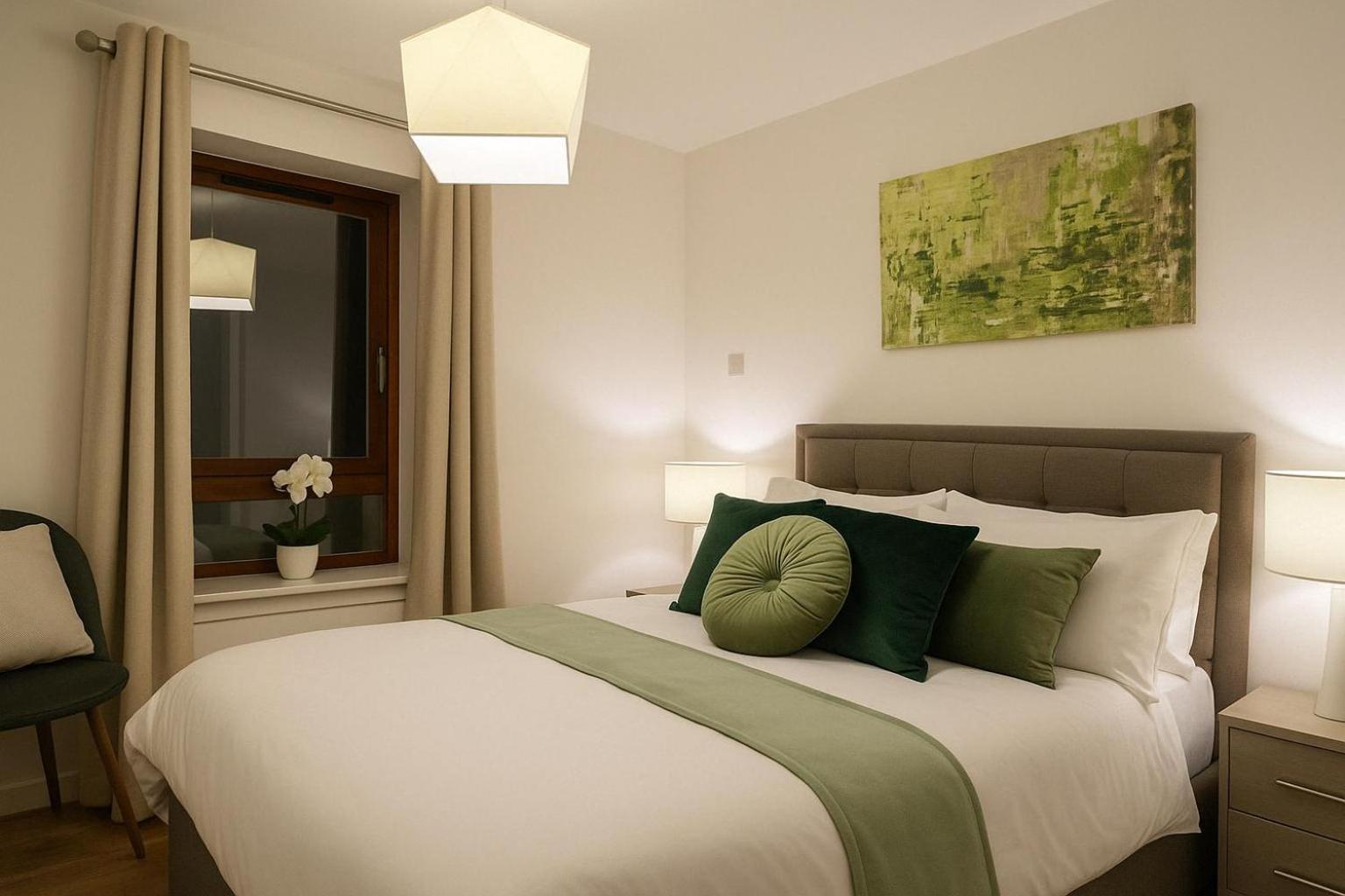 Charming 2 Bedroom Flat In The Heart Of London, 2 Mins To Trafalgar Square!