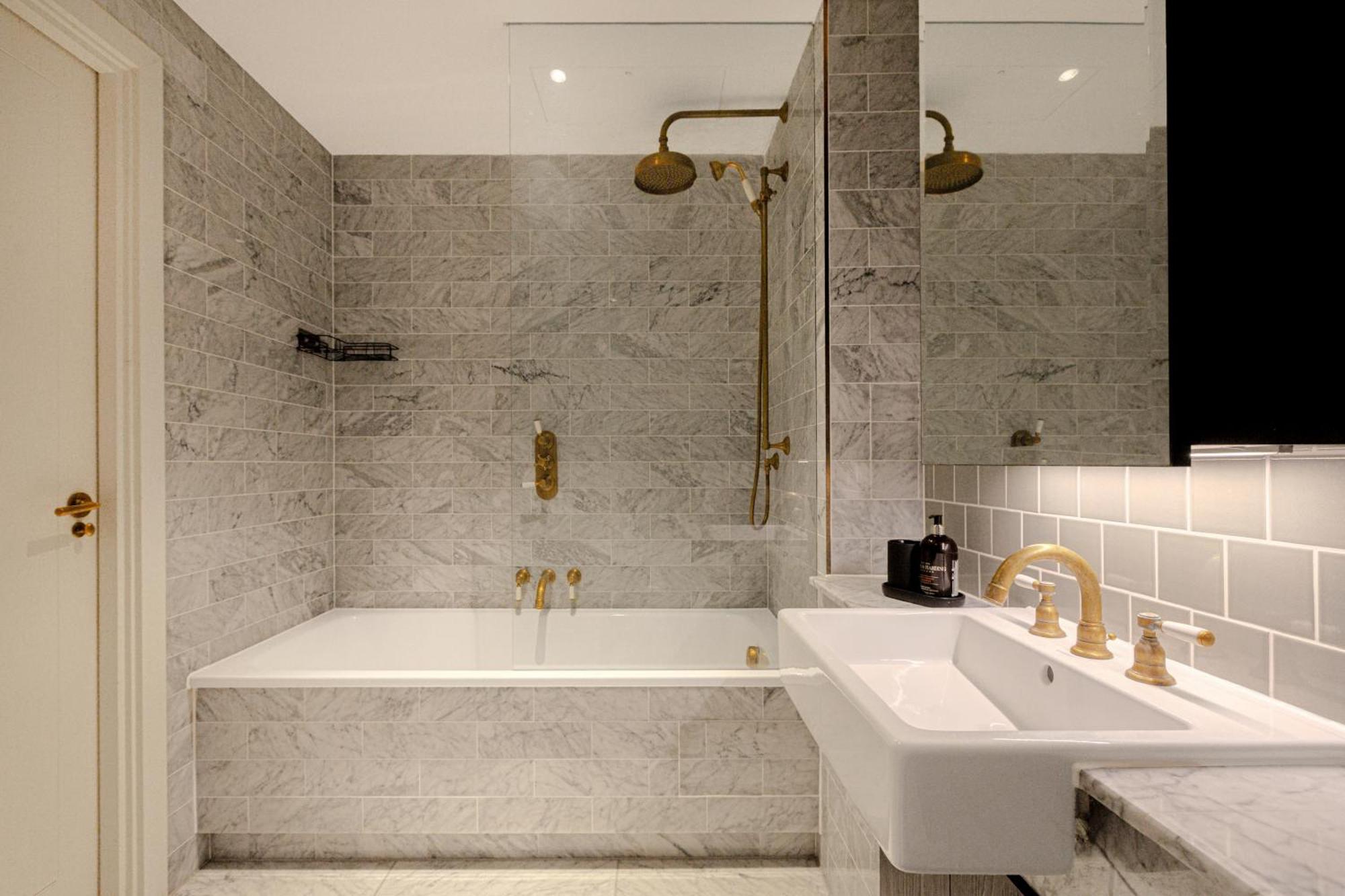 Appartement Chic 1br With Terrace & Gym, West Hampstead *