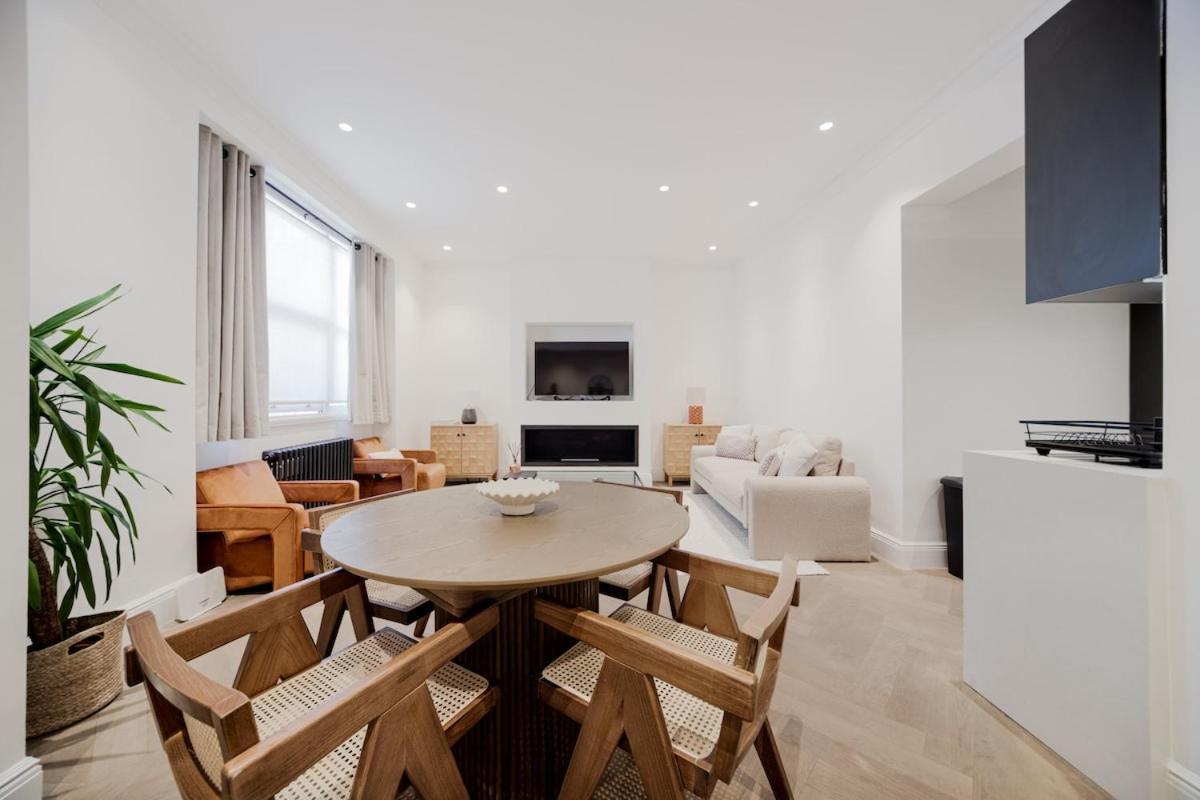 Lovely 2 Bedroom Flat In The Heart Of Kensington * Londres