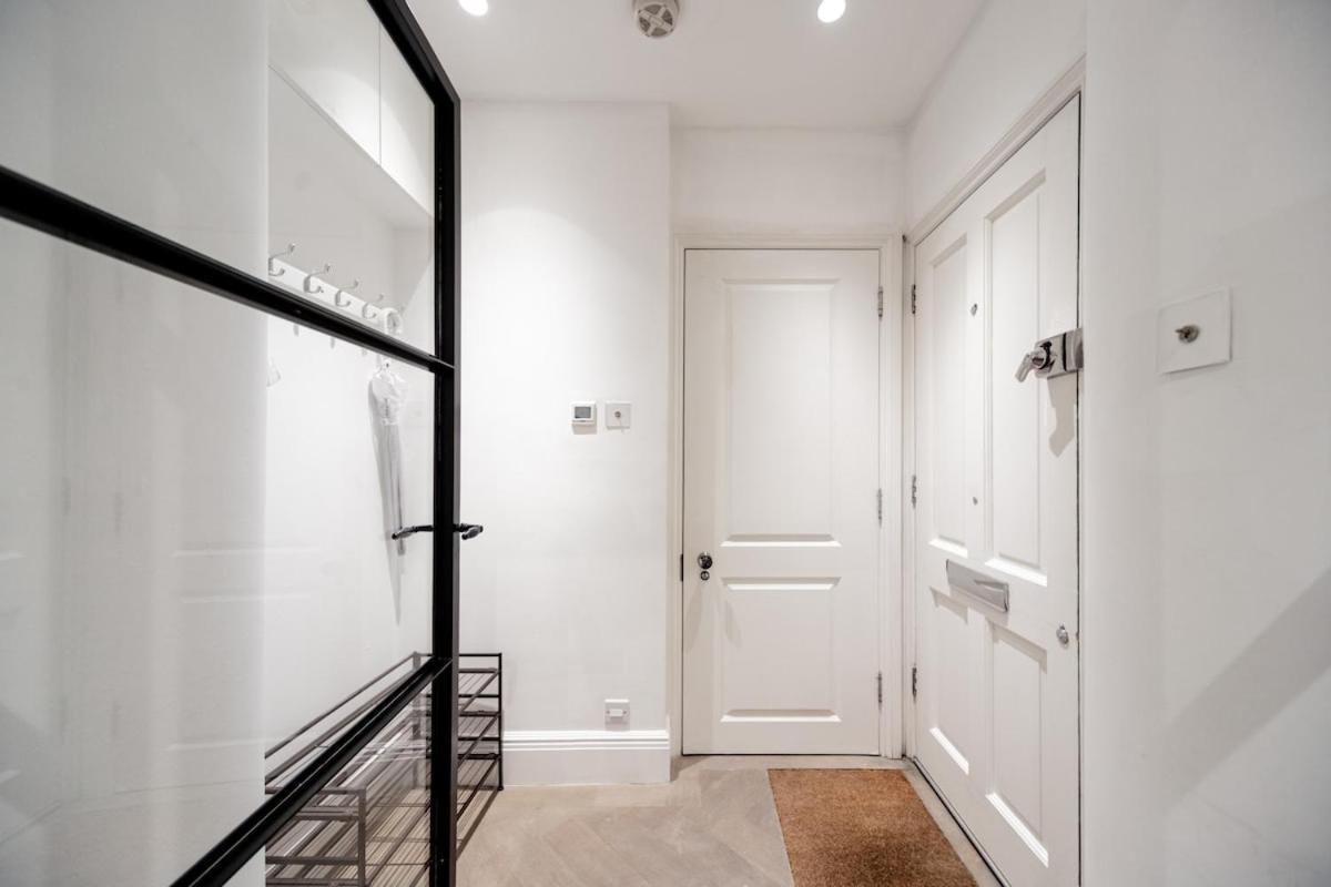 Lovely 2 Bedroom Flat In The Heart Of Kensington *