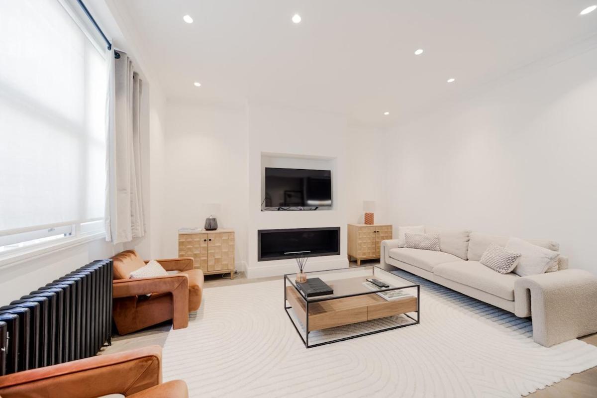 Lovely 2 Bedroom Flat In The Heart Of Kensington Appartement