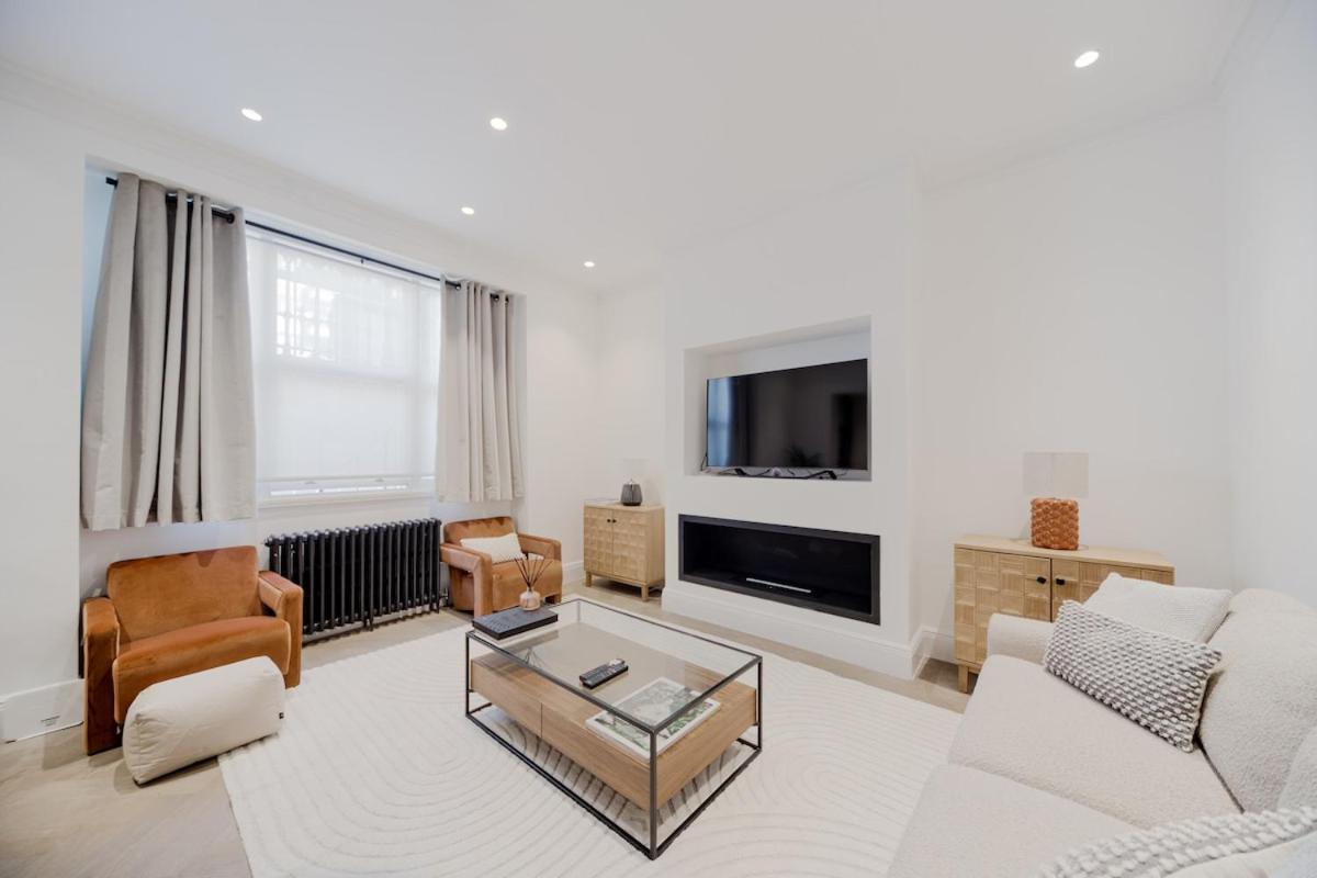 Lovely 2 Bedroom Flat In The Heart Of Kensington *