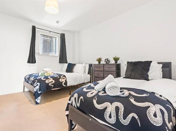 Spacious, Lovely 2 Bed In Hackney Wick * Londres