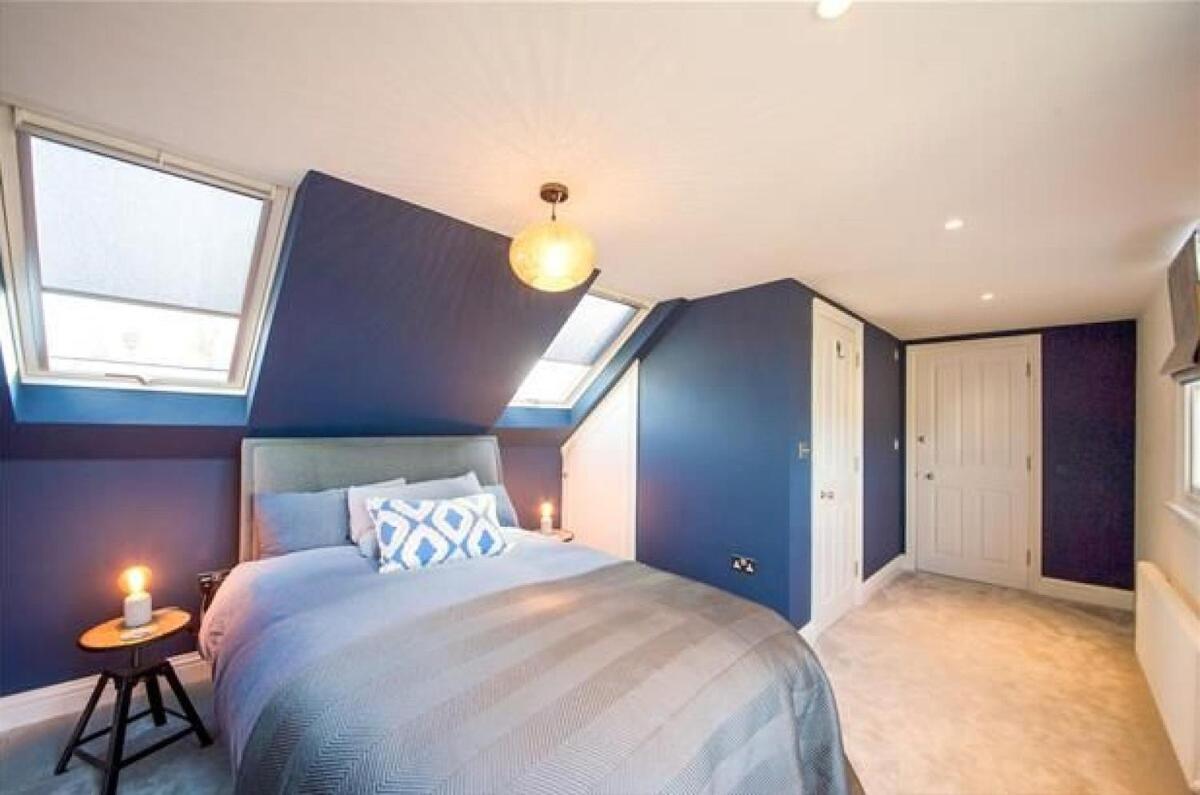 Vakantiehuis Gorgeous Riverside Townhouse Londen