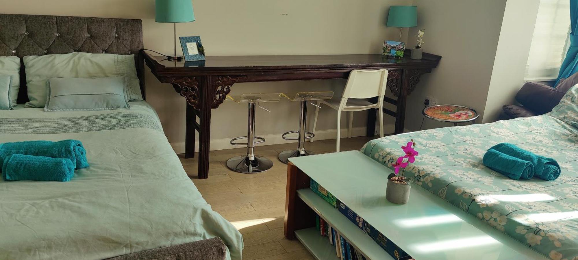 With Jacuzzi Bath, Ground Floor, Excellent Transport Connections Apartamento *