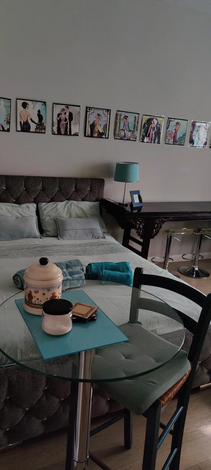 With Jacuzzi Bath, Ground Floor, Excellent Transport Connections Appartement