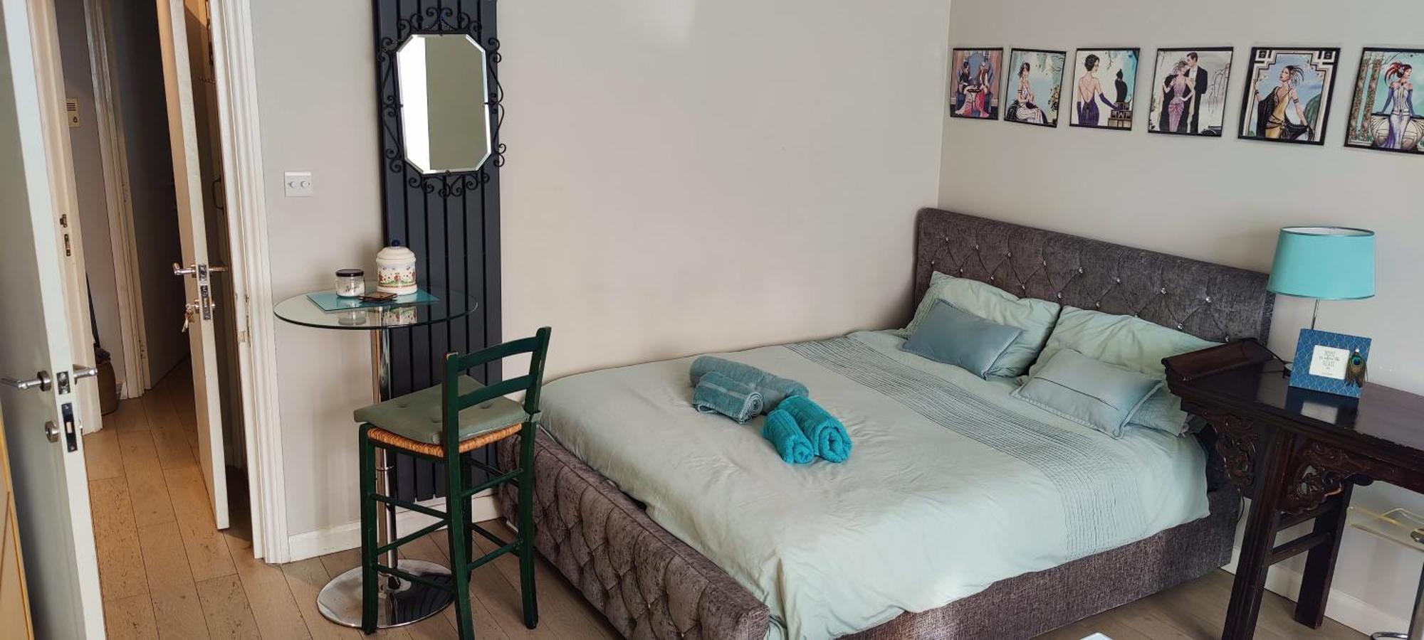 Appartement With Jacuzzi Bath, Ground Floor, Excellent Transport Connections