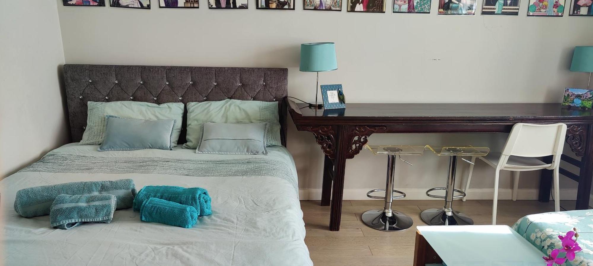 Appartement With Jacuzzi Bath, Ground Floor, Excellent Transport Connections Londres