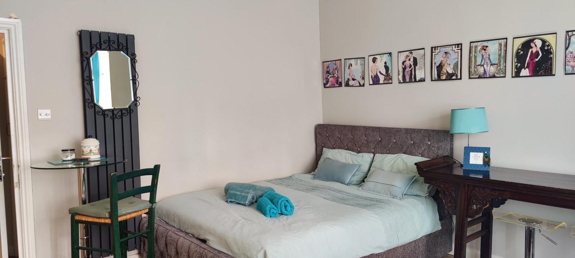 With Jacuzzi Bath, Ground Floor, Excellent Transport Connections Appartement Londres