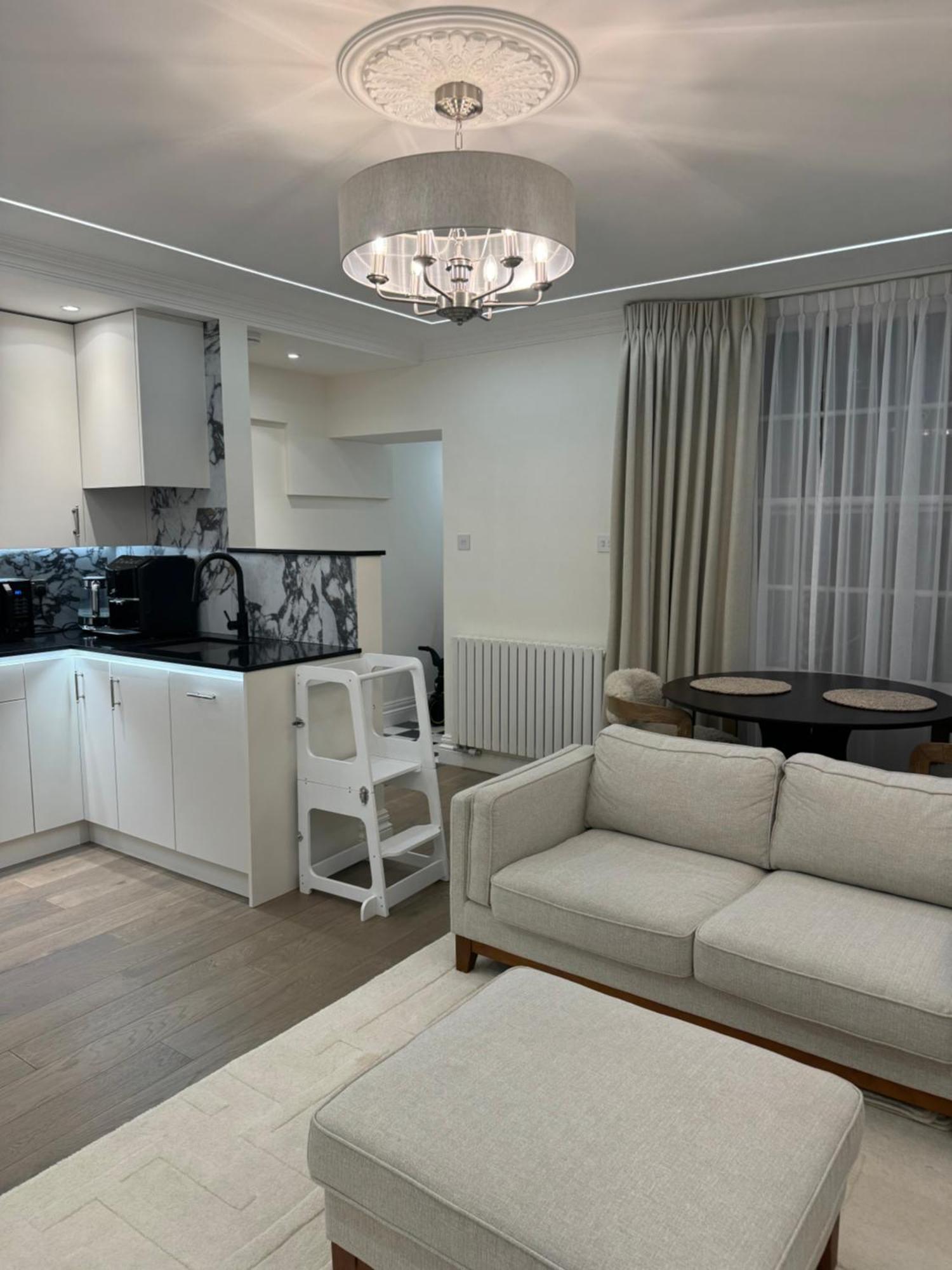 Stunning 2-bed, 2-bath In * Londres