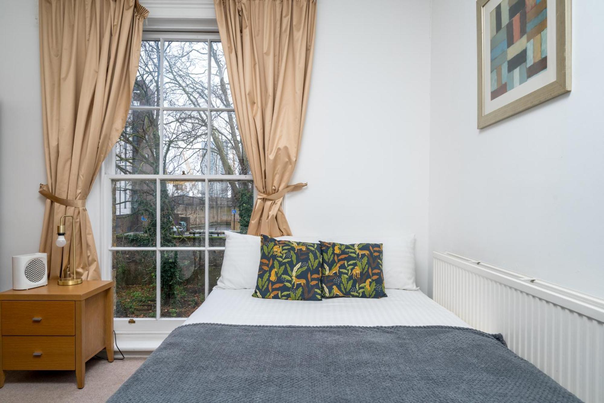 Appartement Larger Groups Close To O2 Arena Excel Canary Wharf With Wifi And Parking Within Mins Walk To Drl & Jubilee Line Londres