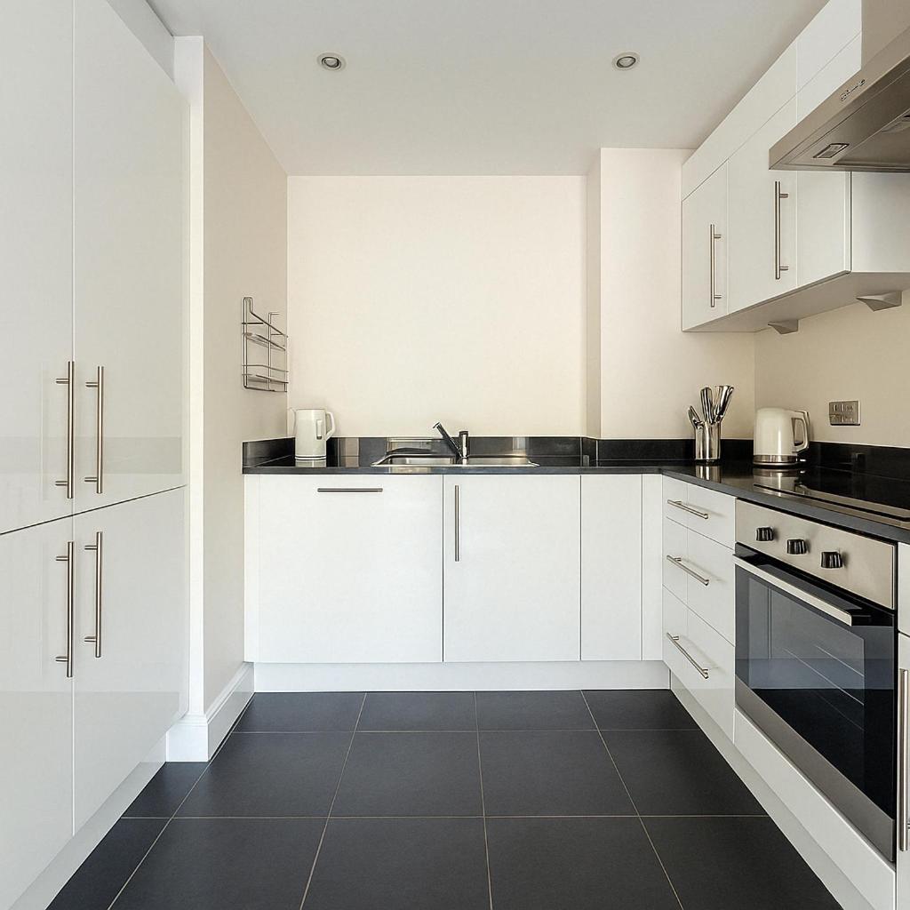 Stylish 1-bed Flat In Greenwich - Steps From Dlr & Views Appartement