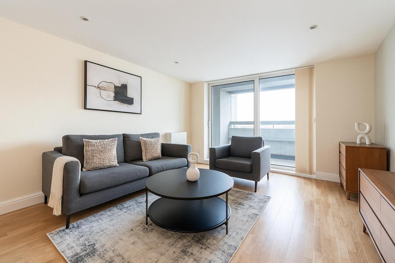Appartement Stylish 1-bed Flat In Greenwich - Steps From Dlr & Views Londres