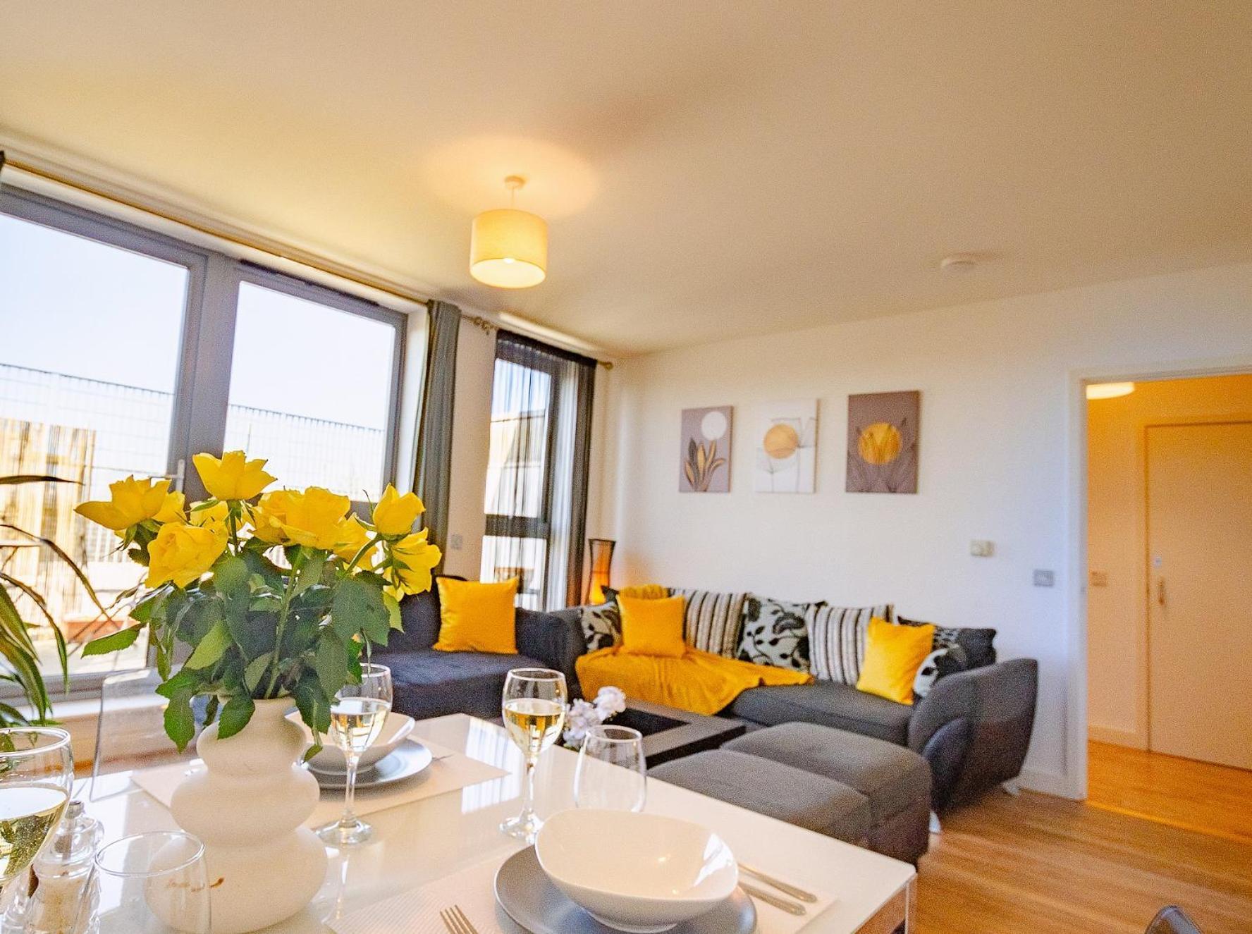 Appartement Viewpoint - Modern Big 2 Bedroom - Ideal For Longer & Business Travel *