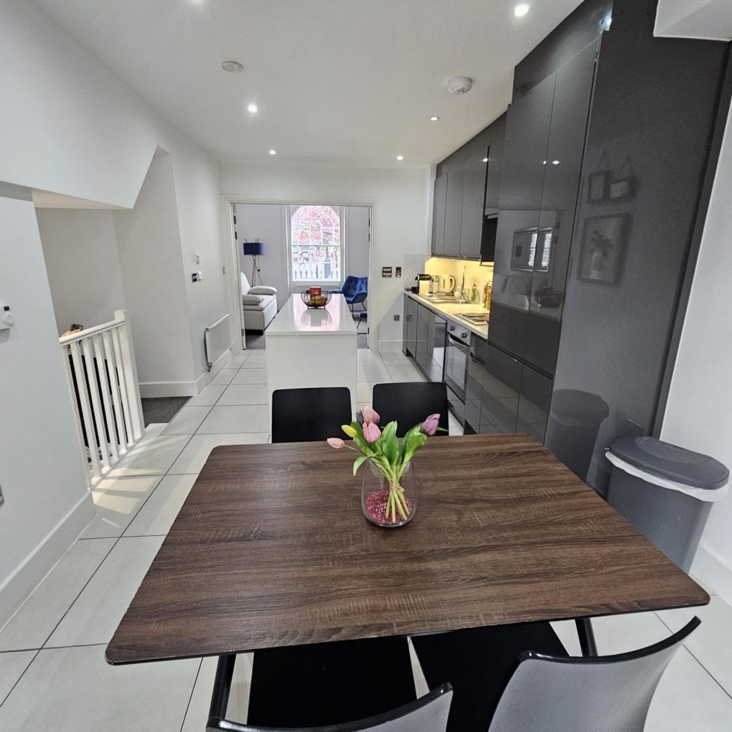 Stylish 2br With Garden By St Pancras International *