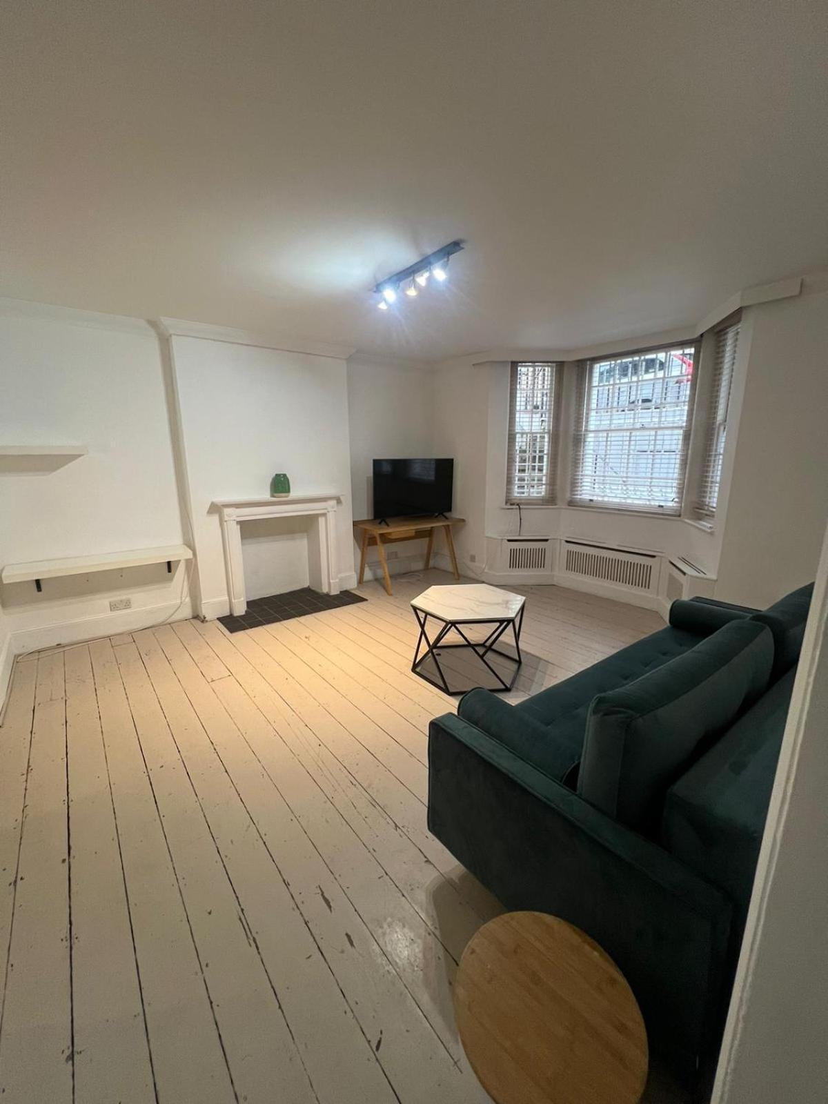 Appartement Chelsea 1-bed Flat With Patio