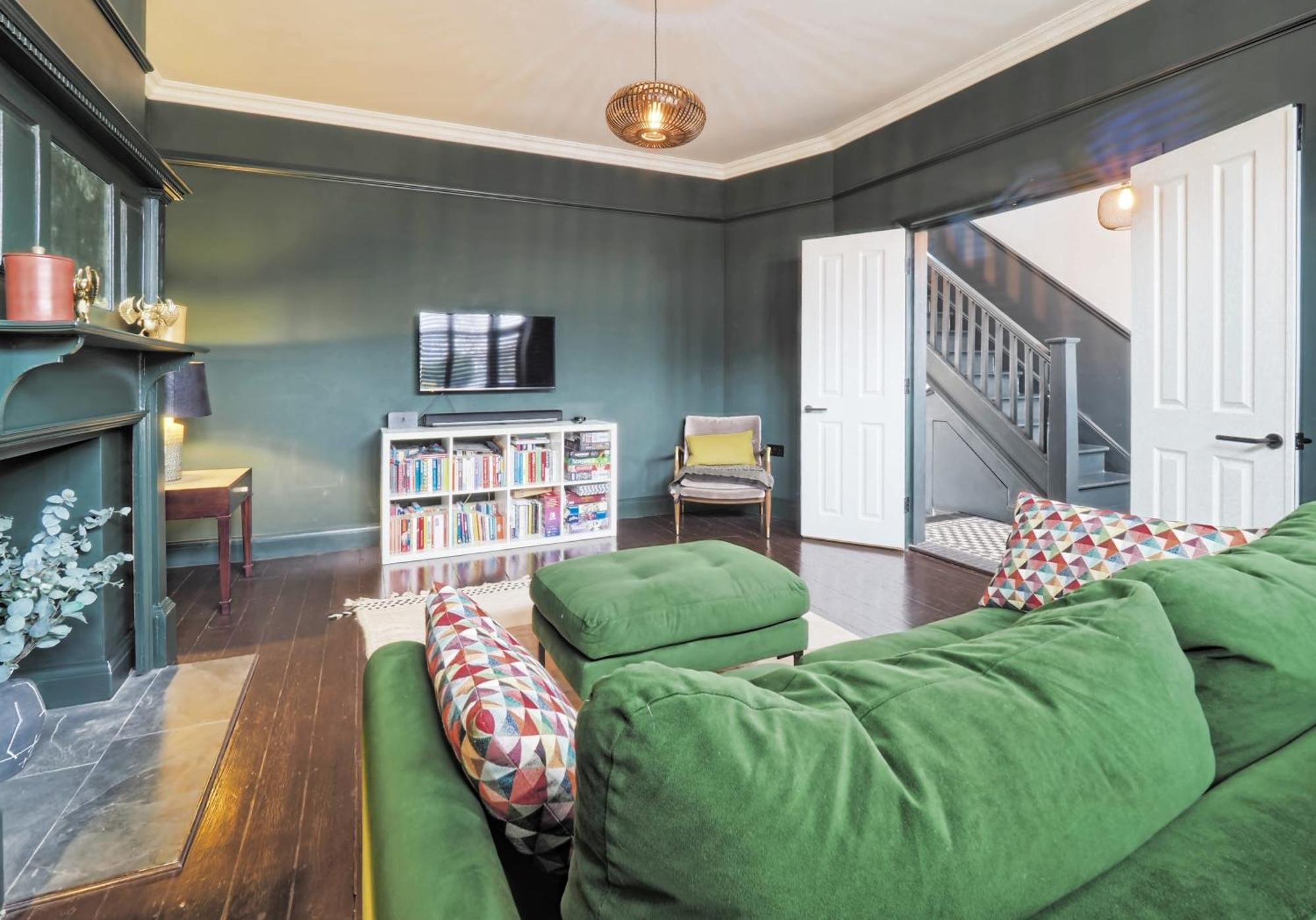 Modern Family With Garden And Parking In Kensal Hébergement de vacances Londres