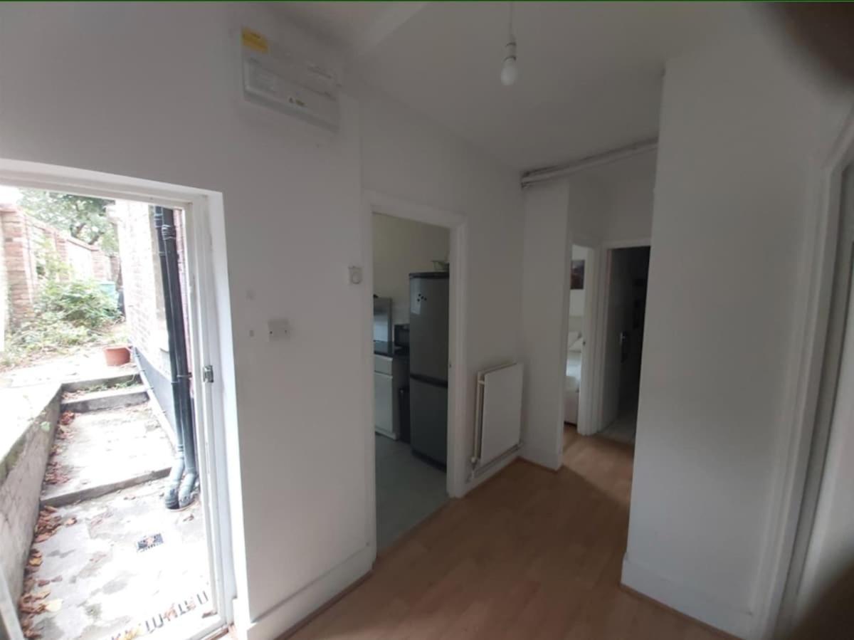 Spacious 1-bed In Islington Appartement *