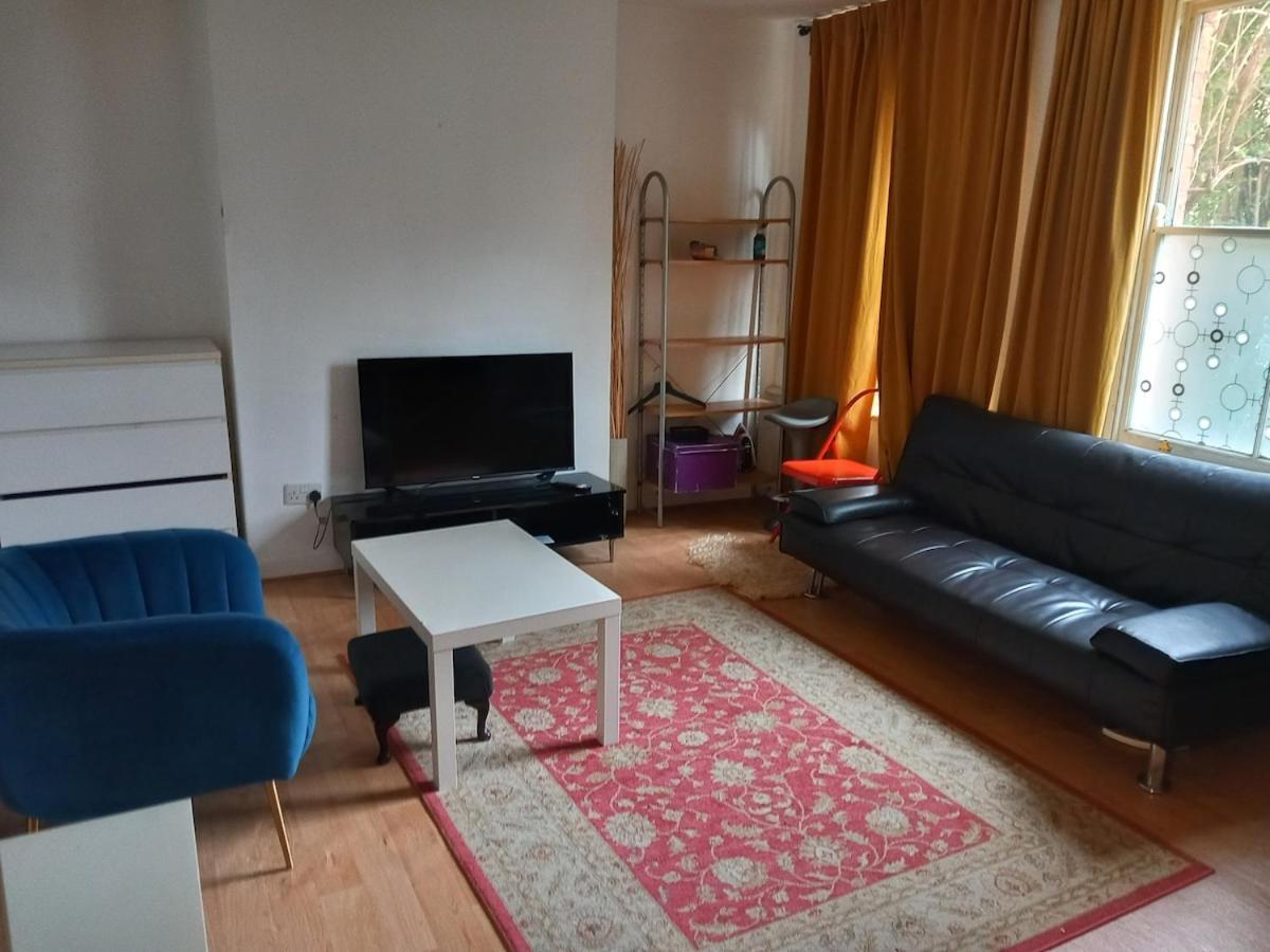 Spacious 1-bed In Islington Londres