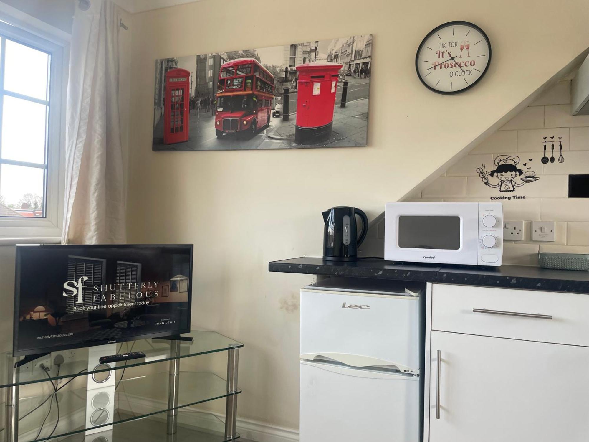 Amazing Studio Room in Walthamstoww * Londen